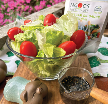 Salad trộn xốt dầu dấm